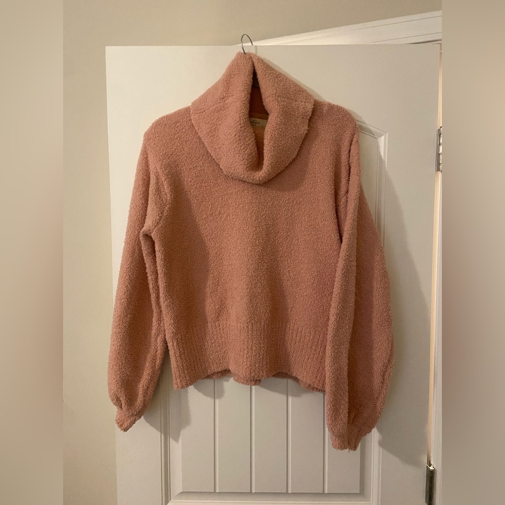 Sweater with turtle neck